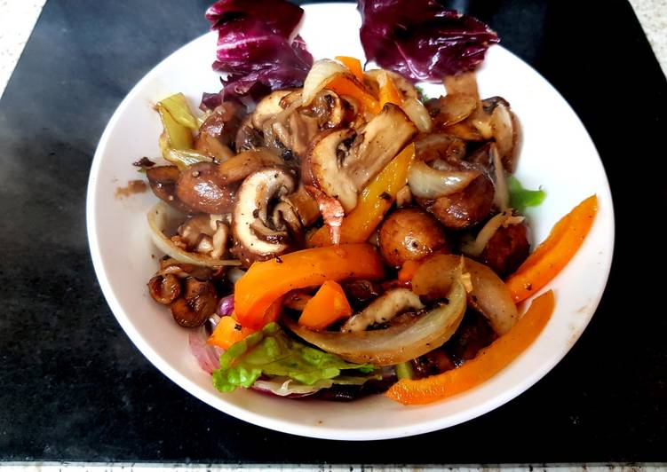 Steps to Make Ultimate My Garlic Mushroom, Onion and Sweet pepper Side Dish. 😁