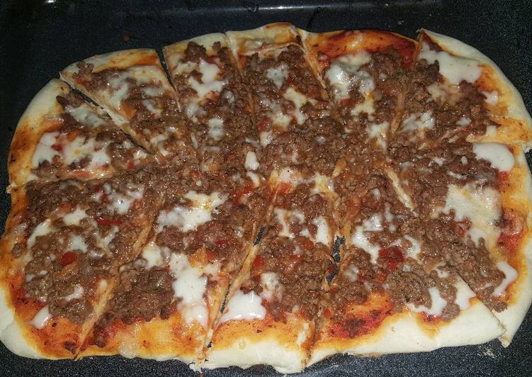 Pizza de carne molida