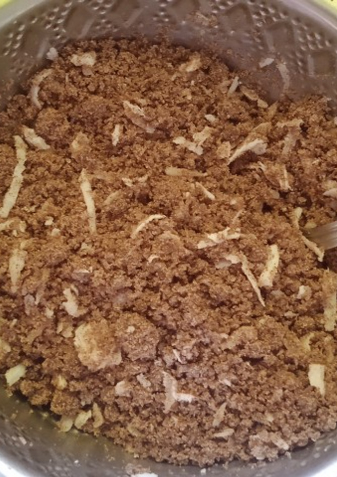 ராகி புட்டு (ragi puttu recipe in tamil) செய்முறை முக்கிய புகைப்படம்