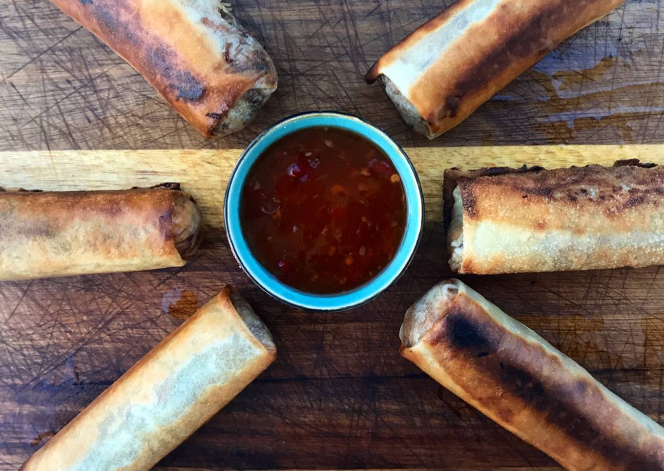 Thin vegetarian spring rolls