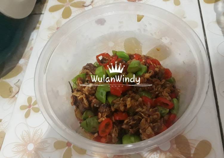 Cara Membuat Sambel bawang oseng pete yang sempurna