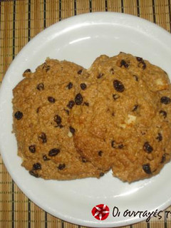 Φωτογραφία της συνταγής Cookies με βρώμη, σταφίδες, μήλο και κανέλα
