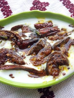 दही बैंगन (Dahi baingan recipe in Hindi) रेसिपी मुख्य फोटो