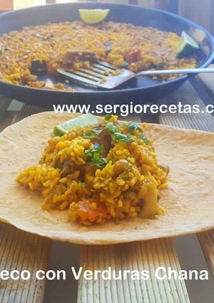 Una foto de Arroz seco con verduras chana Masala (Receta Vegana)