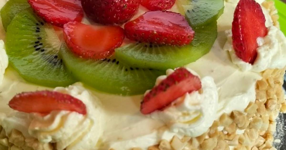 Resep Fruit gateaux cake oleh Yola Pitaloka Cookpad
