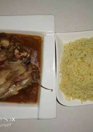 A picture of Indomie with fish pepper soup.#abjmom #MyHubFav.