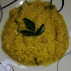 A picture of Dhal Curry.