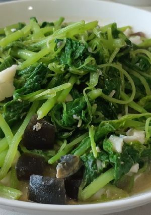 金銀蛋炒莧菜 的食譜成品照片