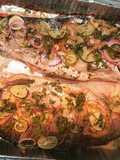 Bocachico al horno relleno de verduras