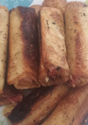 Una foto de Rollitos de queso y dulce de leche