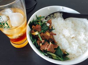 Hình của món [Gymer Sinh viên] Bò xào cần tỏi cơm trắng.