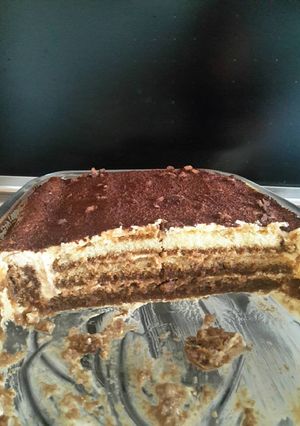A picture of AMIEs Easter Tiramisu.