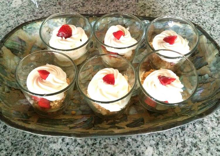 Cara Gampang Menyiapkan Cheesecake no bake (in a cup) Anti Gagal