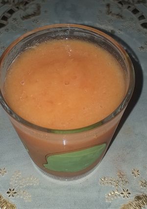 A picture of Paw paw and Pineapple.