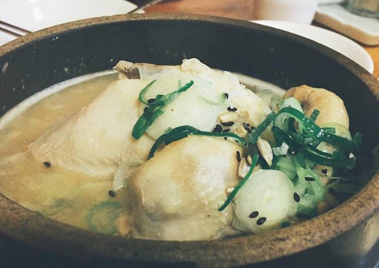 Cara Membuat Samgyetang(Chiken Gingseng Soup) yang enak