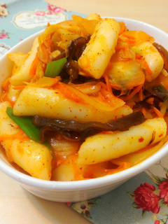 泡菜炒年糕 的食譜成品照片