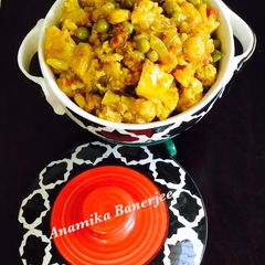 A picture of Cauliflower and Prawns Masala Curry 🍛.