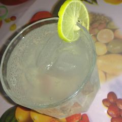 A picture of Lemon soda.