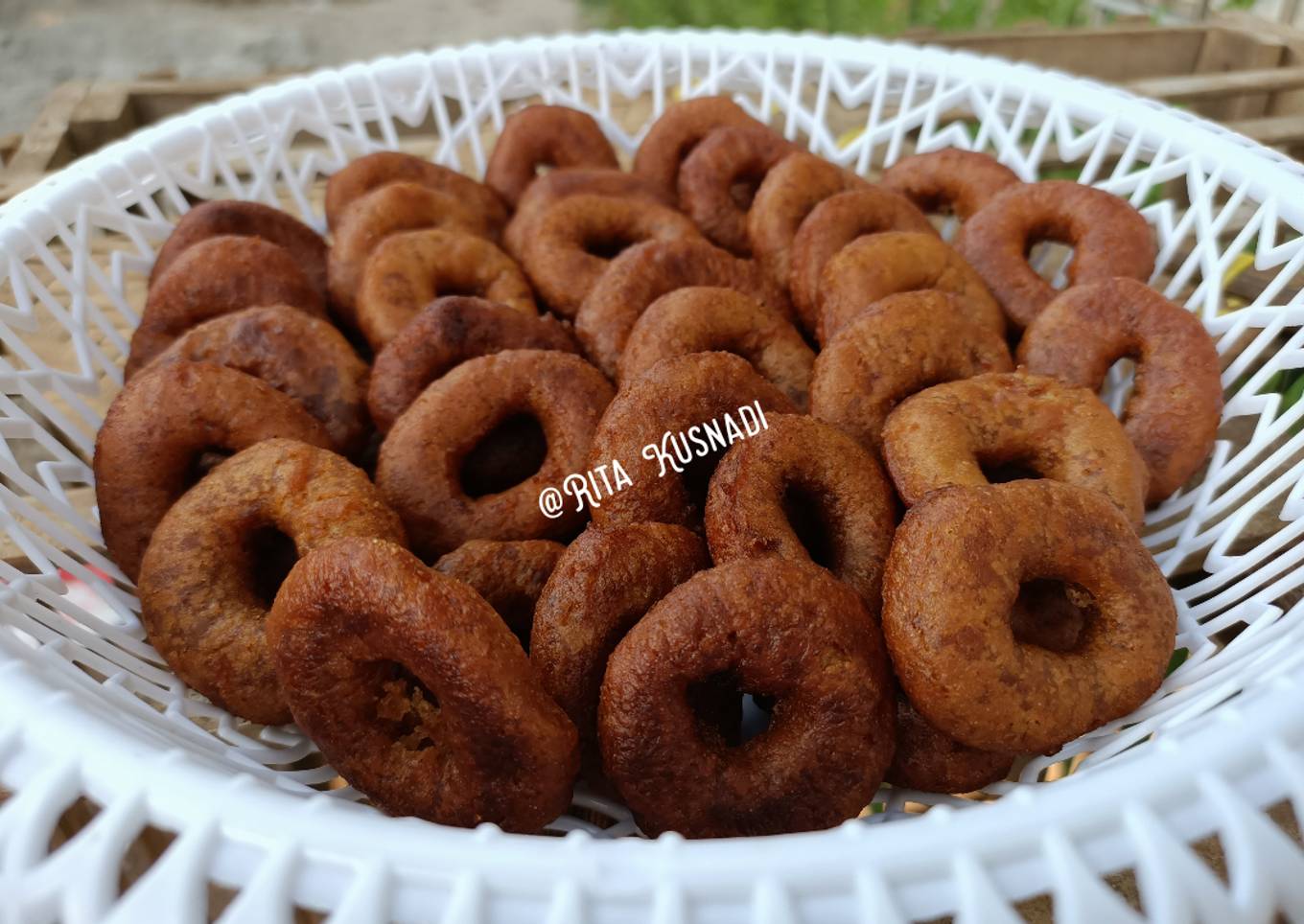 Kue Ali (Kue Cincin)