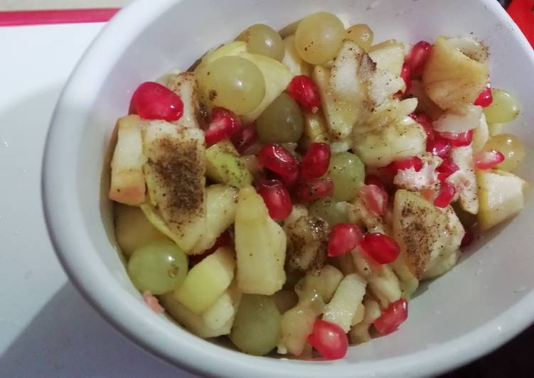 How to Prepare Quick Fruit chaat