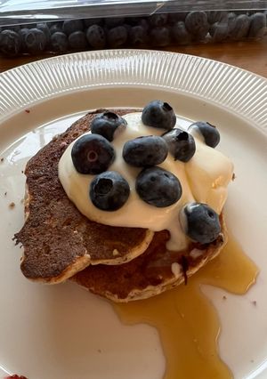 A picture of GF Sunday pancakes.