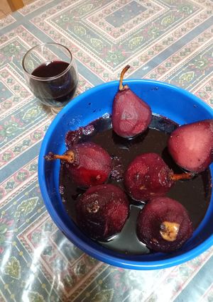 Una foto de Peras al Malbec, Bien Borrachitas!!!