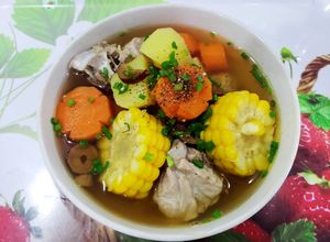 Hình của món Canh xương heo hầm củ.