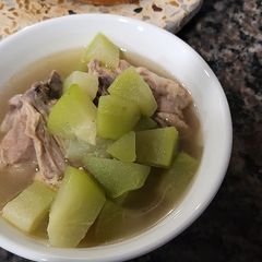 A picture of Tinolang Manok.