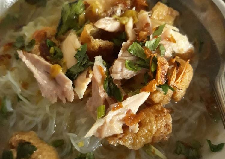 Langkah Mudah untuk Membuat Soto ayam, Enak Banget