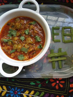 ગલકા નું શાક (Galka Shak Recipe In Gujarati) રેસીપી મુખ્ય ફોટો
