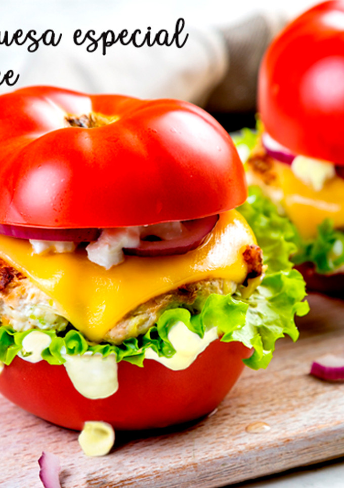 Una foto de Hamburguesa especial Gluten Free con Tomate y MayoVegana