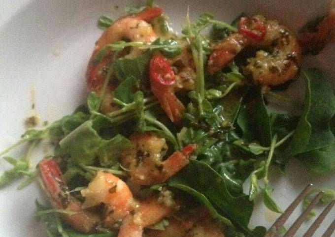 Simple Way to Prepare Jamie Oliver Ali's Thai-style Prawns with Rocket, Basil & Sprout Salad