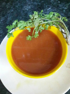 टोमेटो सूप (Tomato soup recipe in hindi) रेसिपी मुख्य फोटो