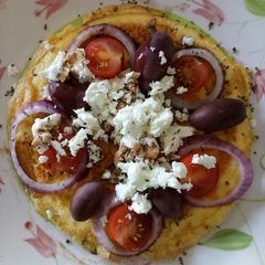 Greek salad omelette A picture of Greek salad omelette.