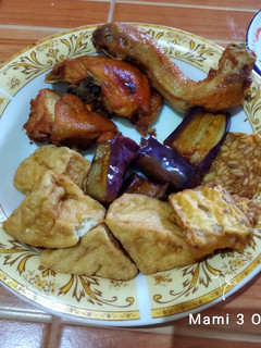 Foto resep Ayam goreng bumbu kuning