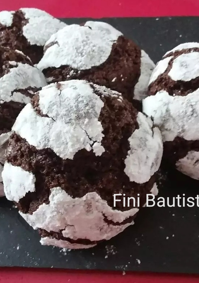 Una foto de Galletas craqueladas de chocolate