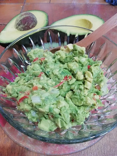 Una foto de Guacamole súper fácil