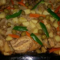 Grilled chicken with olives A picture of Grilled chicken with olives.