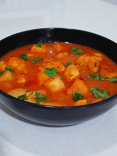 શક્કરિયા નું રસાવાળુ શાક (Shakkariya Shak Recipe In Gujarati) રેસીપી મુખ્ય ફોટો