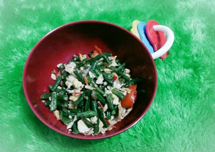 Proses Membuat Kacang Panjang Orak Arik Telur Simple yang Menggugah Selera