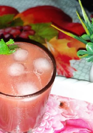 A picture of Mixed fruit Juice - no sugar just healthy drink.