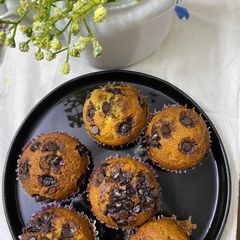 A picture of Moist banana chocolate chips muffin 🧁.