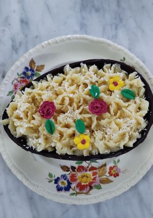 Una foto de Relleno de brigadeiro de coco para cáscara de huevo de Pascua relleno