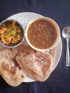 મસાલા મગ (Masala Moong Recipe In Gujarati) રેસીપી મુખ્ય ફોટો
