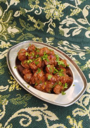 A picture of Soya chunks dry Manchurian.