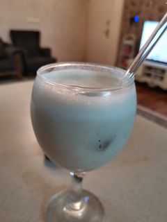 عکسی از دستور شیر موز رژیمی با خرما وارده 🍹😋