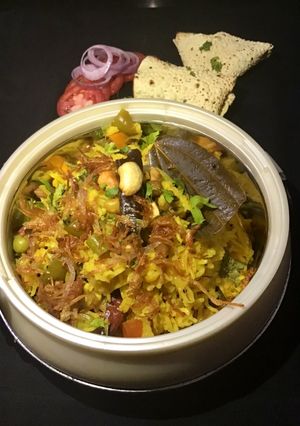 A picture of Rajawadi khichdi.