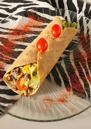Una foto de 🌮🍅🥬🌽Wraps integrales de carne y vegetales 🌽🥬🍅🌮