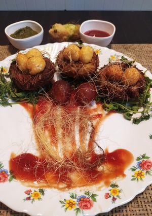 A picture of Bird nest.