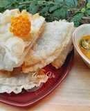 Bánh tráng phơi sương quết chả cá chiên giòn